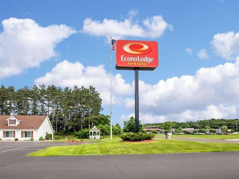 Econo Lodge Inn & Suites Eau Claire Dış mekan fotoğraf