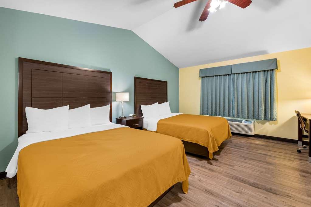 Econo Lodge Inn & Suites Eau Claire Oda fotoğraf