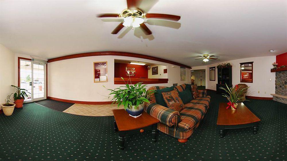 Econo Lodge Inn & Suites Eau Claire Dış mekan fotoğraf