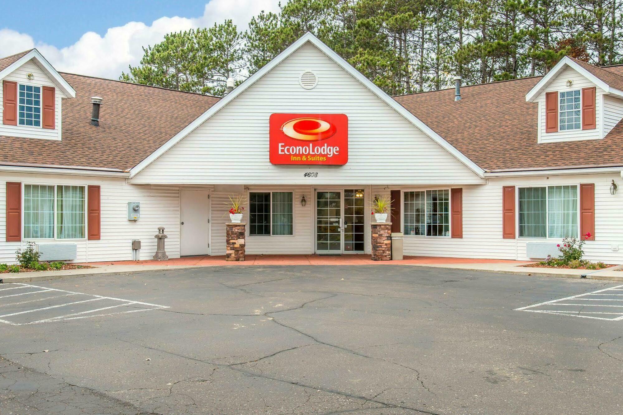 Econo Lodge Inn & Suites Eau Claire Dış mekan fotoğraf